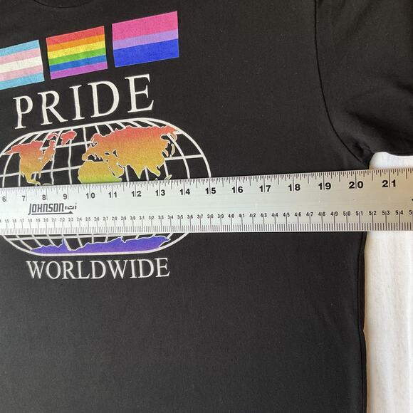 Ripple Junction Men Shirt M Black Graphic Print Pride Worldwide Short Sleeve - Picture 4 of 7